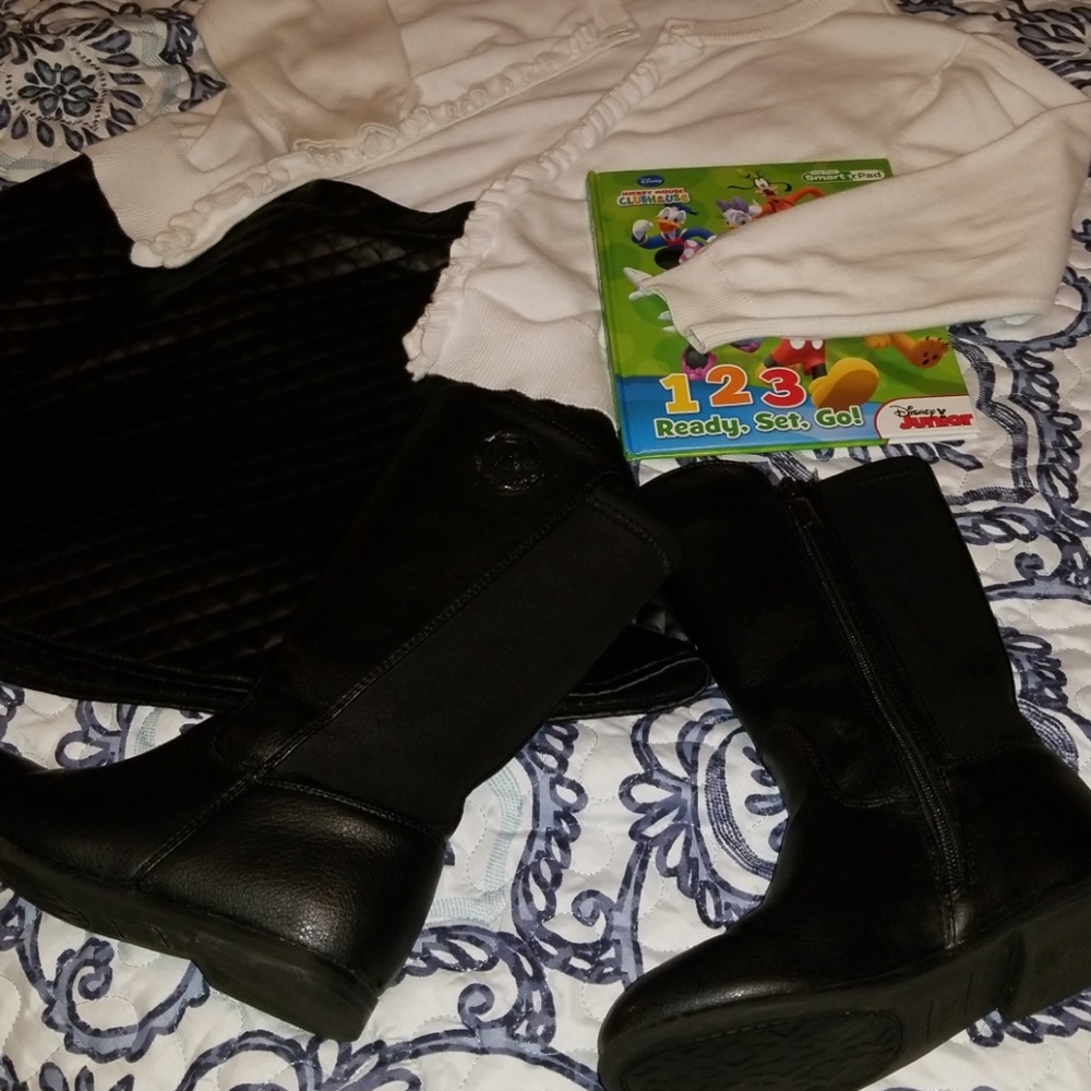 Michael Kors girls Black boots